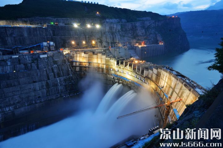 溪洛渡水電站導(dǎo)流洞裂縫修補工程